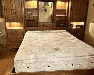 FURNITURE BED WITH HEADBOARD UNIT