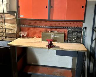 WORK BENCH