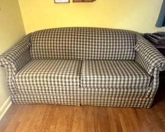 FURNITRURE LOVE SEAT