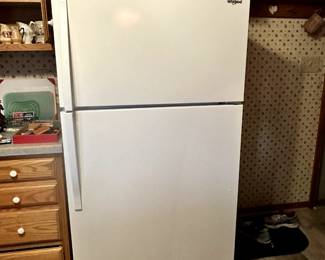 WHIRLPOOL REFRIGERATOR