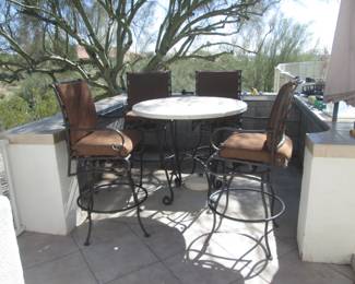 42" Pub Height Table/4-Chairs