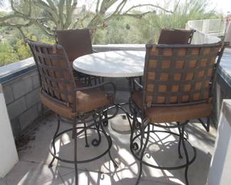 42" Pub Height Table/4-Chairs