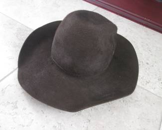 Cowboy Hat, Labeled "Diamond H"