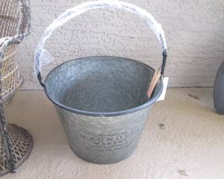 "Magnolia Market" Bucket
