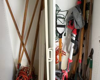 Miscellaneous Shovels, Rakes and Yard Tools