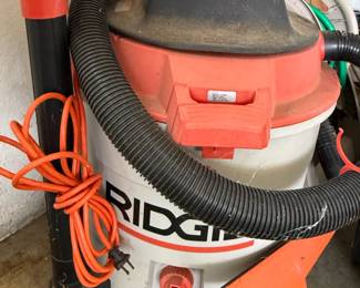 Ridgid 16-Gallon Wet/Dry Vacuum with a 5.25 Peak Horsepower Motor