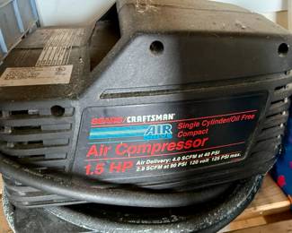 Sears/Craftsman 1.5 HP Single Cylinder, Oil-Free Compact Air Compressor