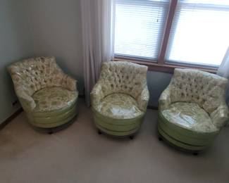 Swivel barrel chairs