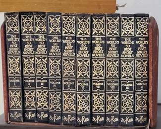 VINTAGE SET OF 10 ~ BEST SHORT NOVELS
