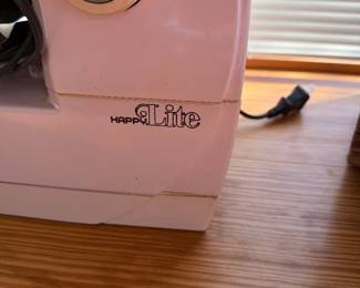 portable mini sewing machine