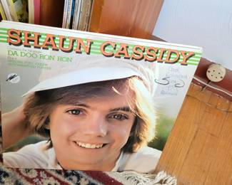 vinyl record album titled "Shaun Cassidy," released in 1977 by Warner Bros. Records. 