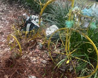 Tricycle plant holder