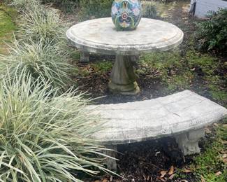Round concrete table & benches