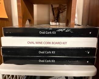Oval Wine Cork Board Kit