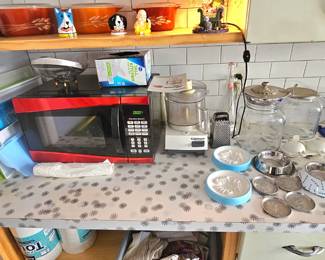 Hamilton Beach microwave.