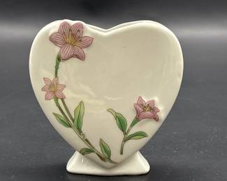 Vintage Porcelain Heart w/ Flower Vase from Taiwan