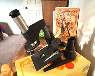 Gilbert microscope