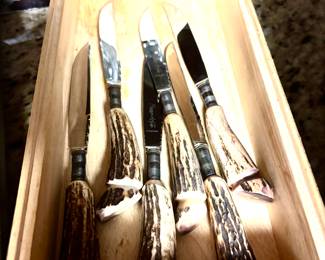 Steak knives