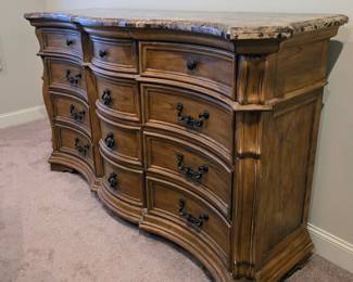 Villa Sonoma Dresser