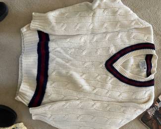 Men’s tennis sweater