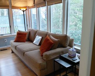 Wonderful Ethan Allen sofa very gently used