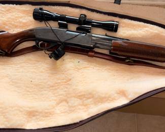With a Case
REMINGTON GAMEMASTER MODEL 760 BDL .270 WIN 22" BARREL GREAT CONDITION