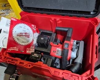 Milwaukee Track Saw Kit  with Packout Box