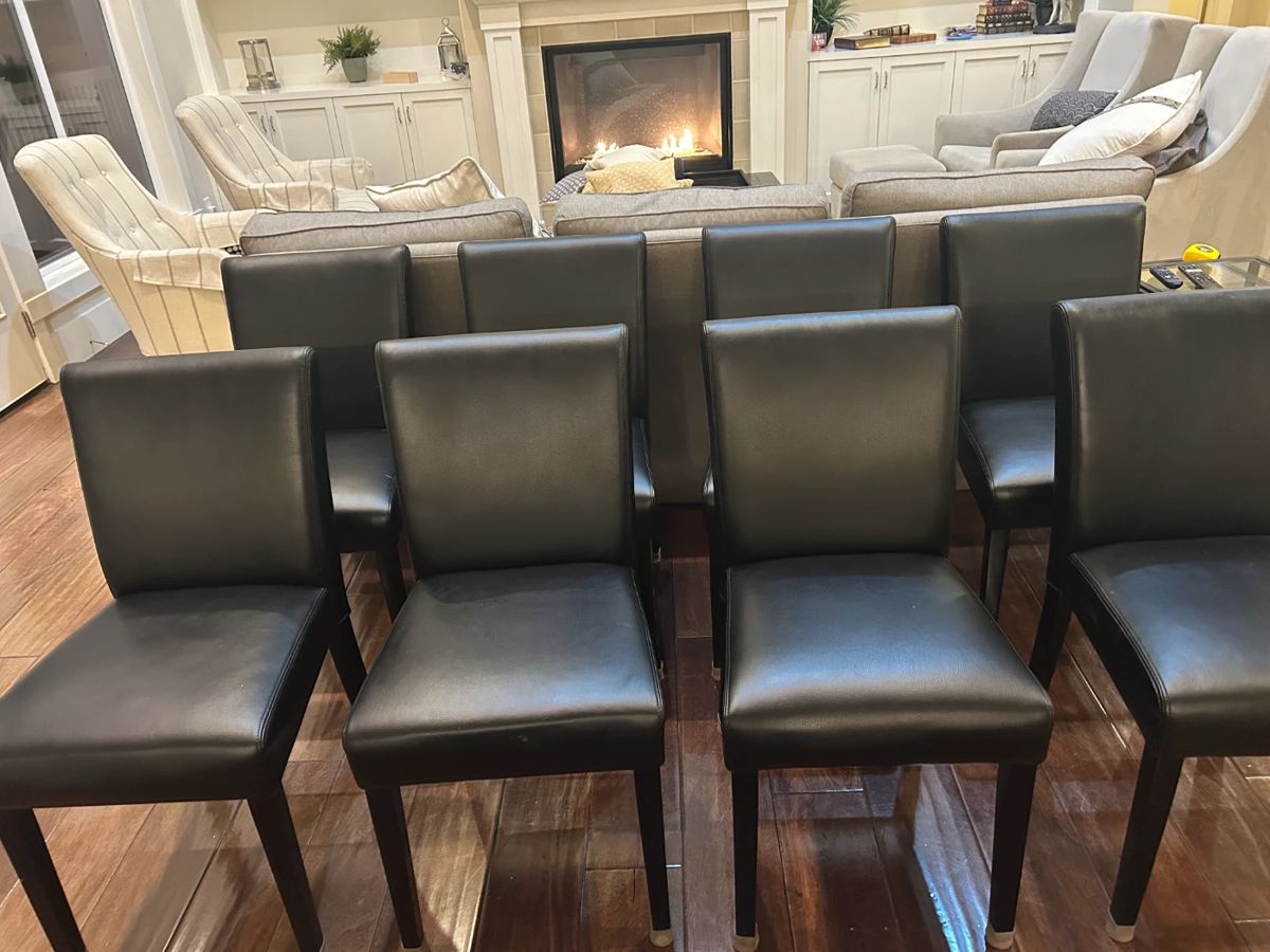 CRATE AND BARREL SET OF 8 LEATHER DINING CHAIRS