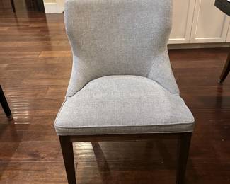 DINING ROOM END CHAIR FRONT 