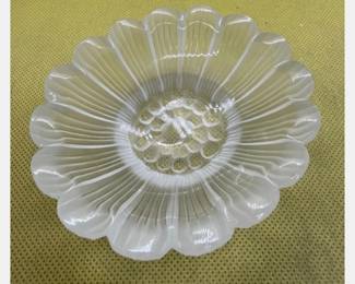 Lalique. https://modestlambestatesales.hibid.com/