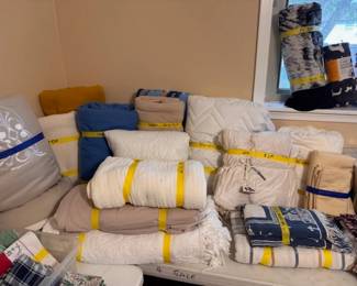 Blankets, Comforters, Crochet Table cloths and table Runners 