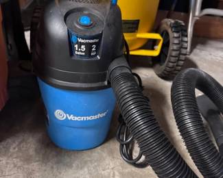 Small Shop-vac