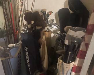 golf clubs  