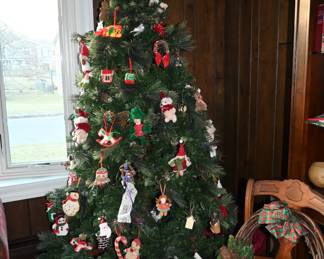 Vintage christmas ornaments - christmas tree too