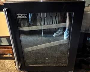 Perlick Commercial Glass Door Refrigerator / Back Bar Cooler – Single Door, Black Finish