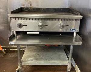 Atosa Commercial Gas Flat Top Griddle with Stand, Stainless Steel Restaurant Griddle on Casters