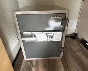 Hollon HS-610E Electronic Digital Safe with Keypad Lock – Heavy-Duty Steel Security Safe