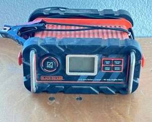 Black Decker BC15BD 15A Battery Charger 12V 40A Engine Start Digital Charger