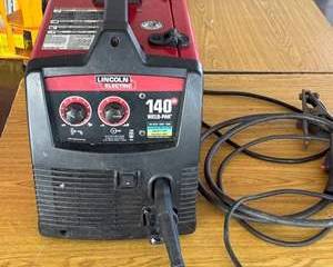  Lincoln Electric Weld Pak 140 HD MIG Flux Core Welder 120V Portable Welding Machine