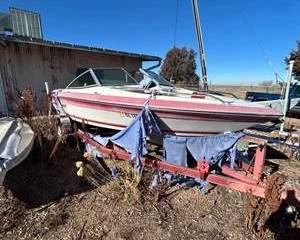  Mirage Bowrider Runabout with MerCruiser Alpha One Outdrive (Project / Untested) 