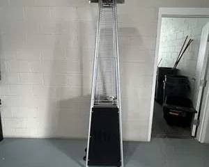 Outdoor Propane Patio Heater – Pyramid Style with Glass Flame Tube