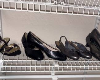 Women's Size 9 Shoes!