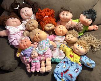 Vintage Cabbage Patch Dolls!!