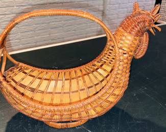 Vtg Chicken Basket!