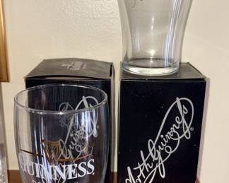 Guinness Limited Ed.  Glasses Featuring Arthur Guinness Signature!