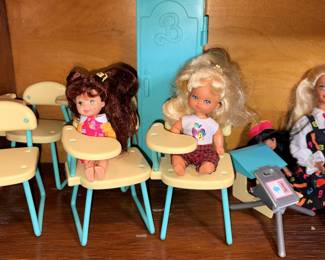 Mattel Teacher Barbie!