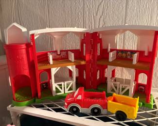 Fisher Price Little People Animal Friends Farm Barn Silo & Red Pickup Truck (w/o figures)