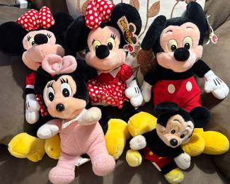 Vintage Mickey and Minnie Mouse Plush Toys!! 
