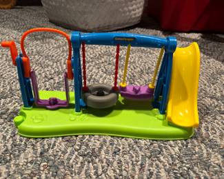  Mattel Little People 2014 Playground CDH46 