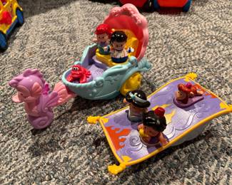 Fisher Price Little People Musical Disney Little Mermaid Ariel’s Coach Carriage & Aladdin Jasmine Abu Magic Carpet w/Sound